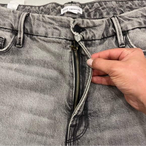 Good American Good Classic Side Slit Washed Out Black/Gray NWT Size15 Plus Size - Picture 4 of 9